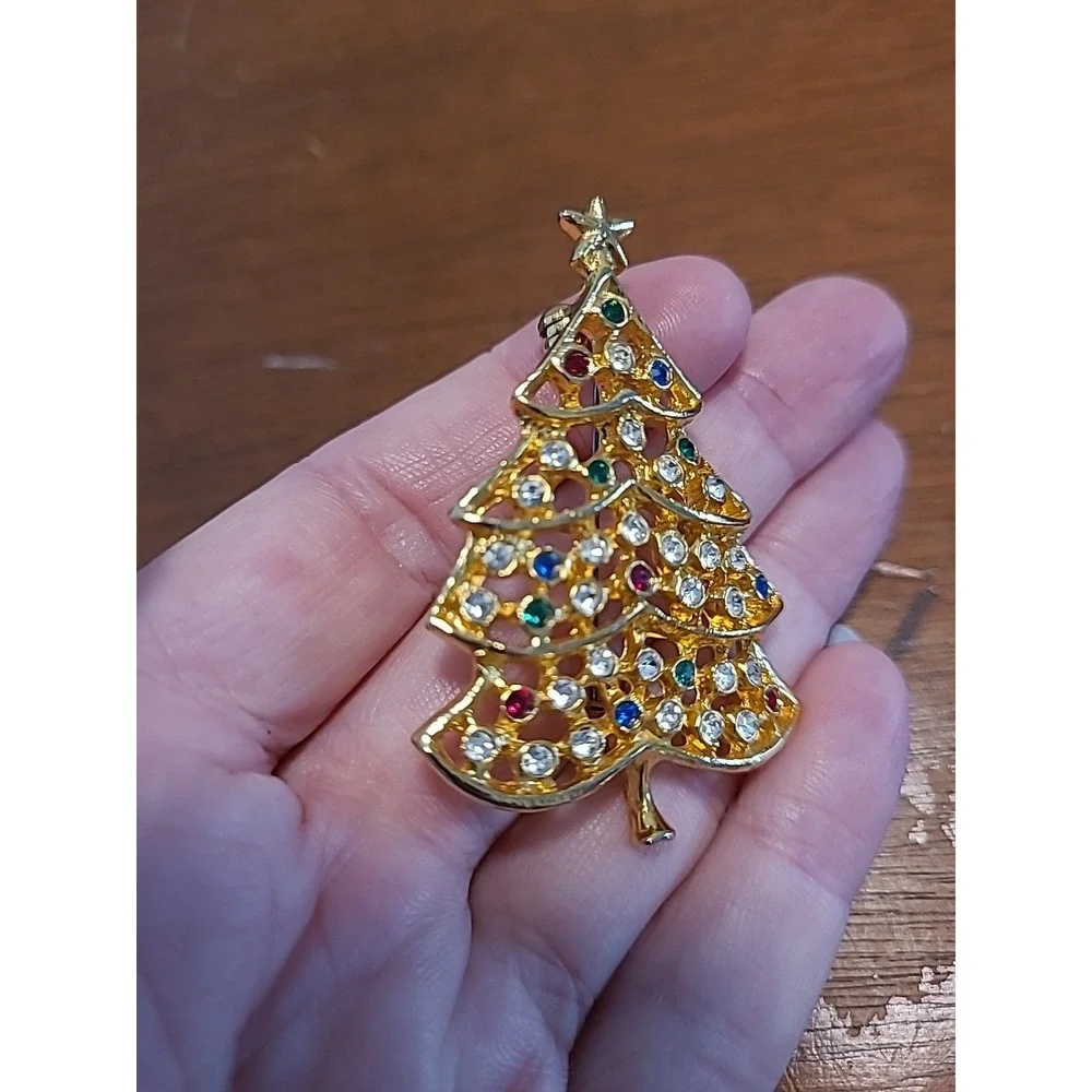 Vintage Gold Tone Metal Rhinestone Christmas Tree‎ Brooch Pin 2